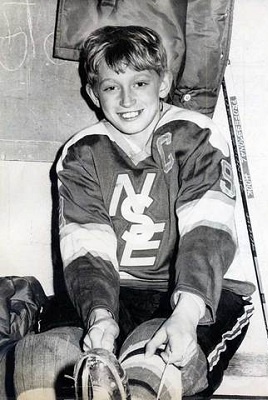 Wayne Douglas Gretzky with Nadrofsky Steelers