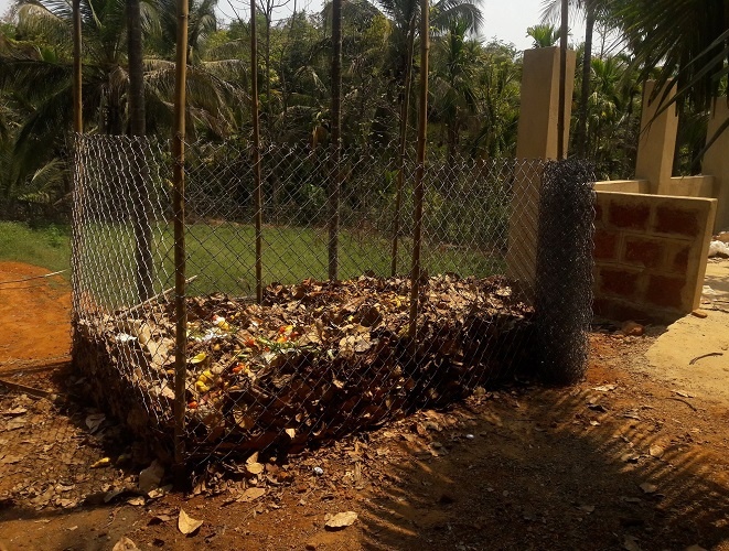 Brown Leaf - Collecting Dry Leaves and Composting