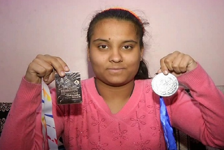 Aarushi has won the bronze medal in the fifth Asia Pacific Deaf Badminton Championship