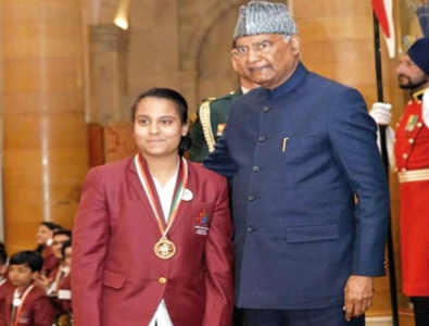 Aarushi manages to receive the Baal Shakti Puraskar award 2020 