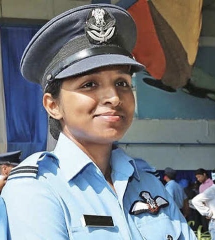 Shivangi Singh First Woman Pilot To Join Rafale Fleet