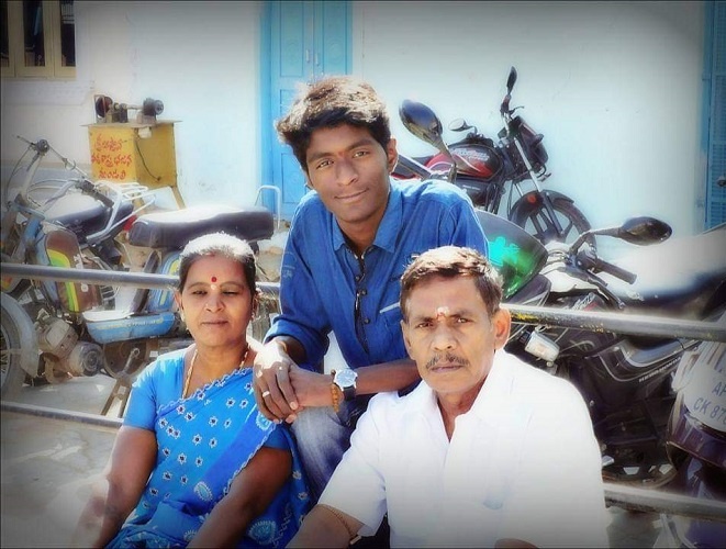 Aditya Paladi with His Father Paladi Srinivasulu and Mother Paladi Rathnamma