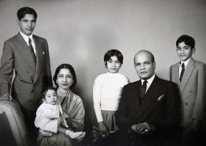 Designer of the Indian Flag never got credit for it Surayya Tyabji with family