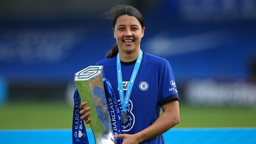 Samantha scored 21 goals in 22 games winning the Golden Boot in 2020–21 FA WSL season