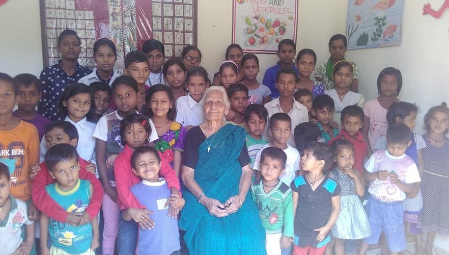 These are the children of the maids, drivers, or daily wagers and are taught English, Science, Math and Environment along with computer, yoga, physical education at Guldas